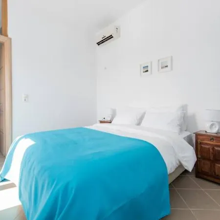 Santorini Traditional Apartment *