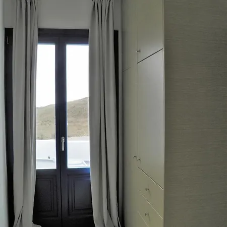 Santorini Traditional Apartment *