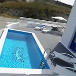 Santorini Traditional Vóthon