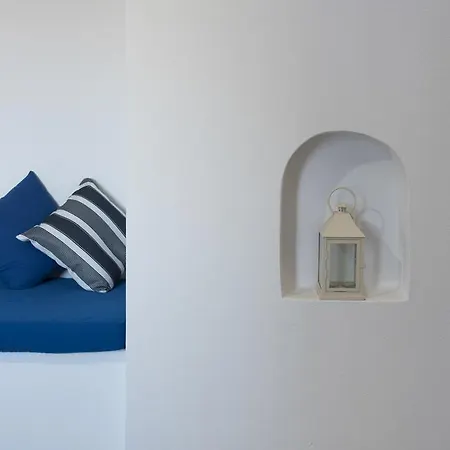 Santorini Traditional * Vóthon