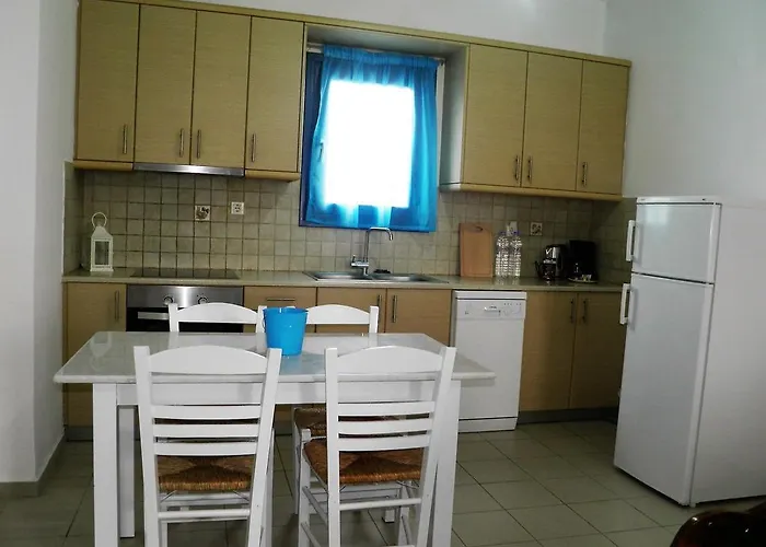 圣托里尼独家套房公寓 Vóthon