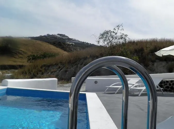 Santorini Traditional Daire Vóthon