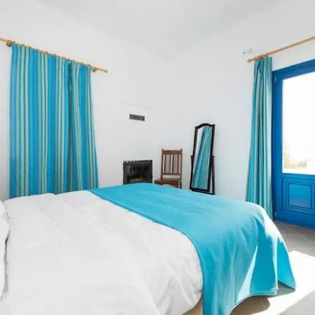 Апартаменты Santorini Traditional