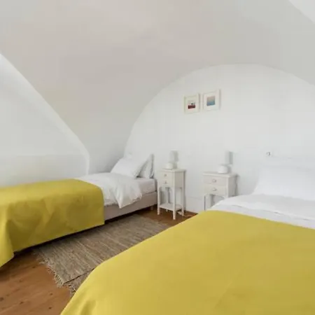 Santorini Traditional Вотон