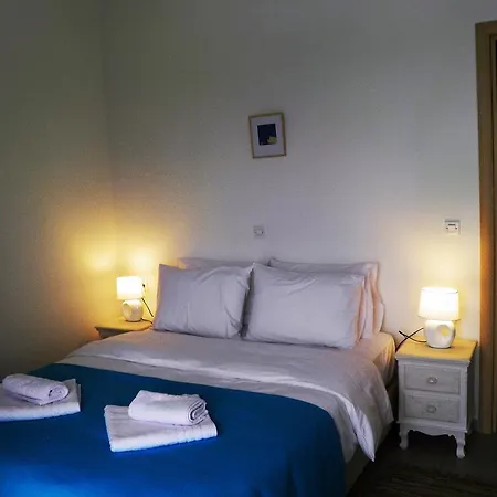 Апартаменты Santorini Traditional