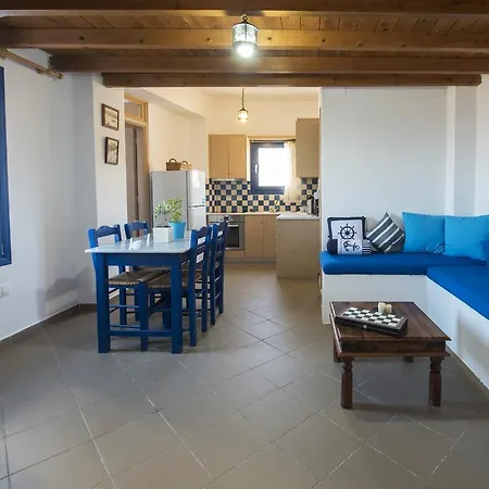 Апартаменты Santorini Traditional *