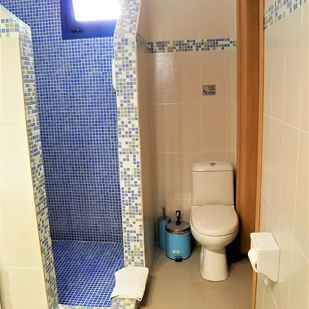 Santorini Traditional *