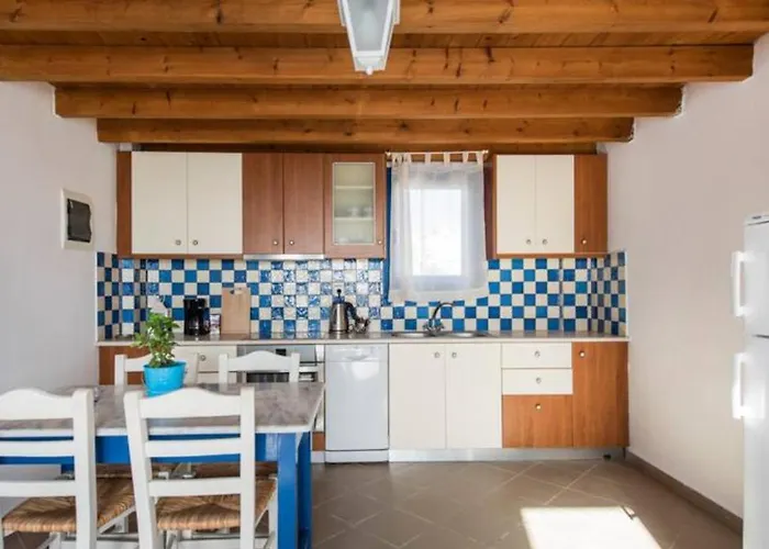 Santorini Traditional Apartment